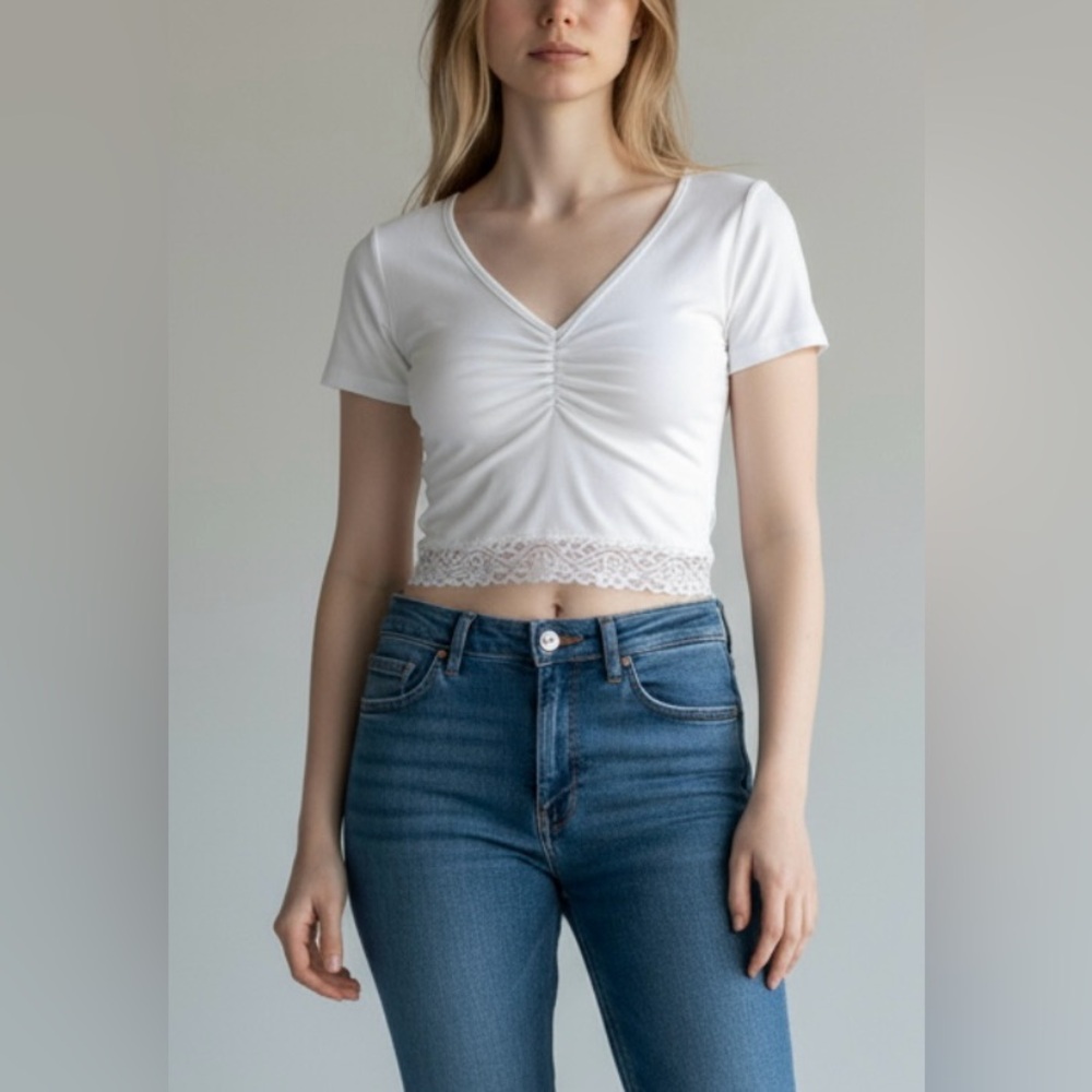 Romwe White Lace Trim Crop Top